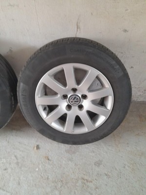 Kolesá na elektrónoch s letnými pneu